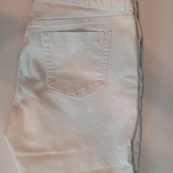 Style & Co. | Women's Jean Shorts Sz 12 - Picture 4 of 8